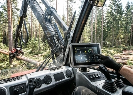 Rugged Outdoor HMI Display Solution